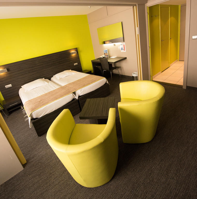 Chambre Familiale (2 Adultes et 2 Enfants)